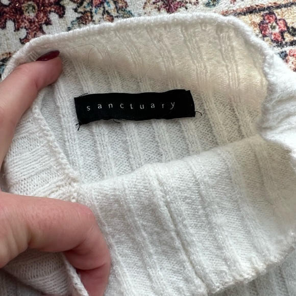 EUC  Sanctuary white asymmetrical cozy mock turtleneck sweater, size M - Picture 4 of 6